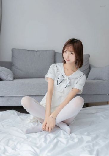脱了内裤舌头伸进去了电影_影院在线观看